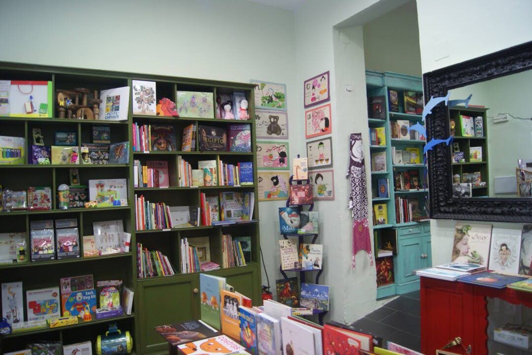 dog_inquieta_tiendas_libreria_tusitala